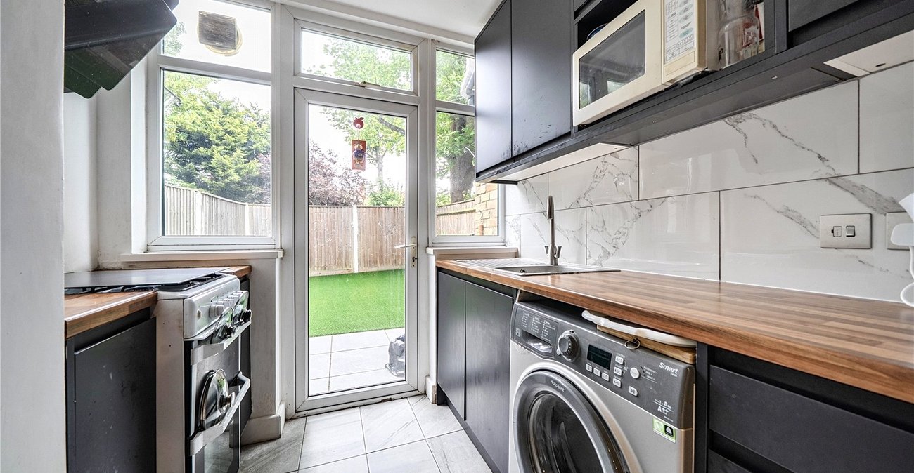 2 bedroom property for sale in College Road | Robinson Jackson