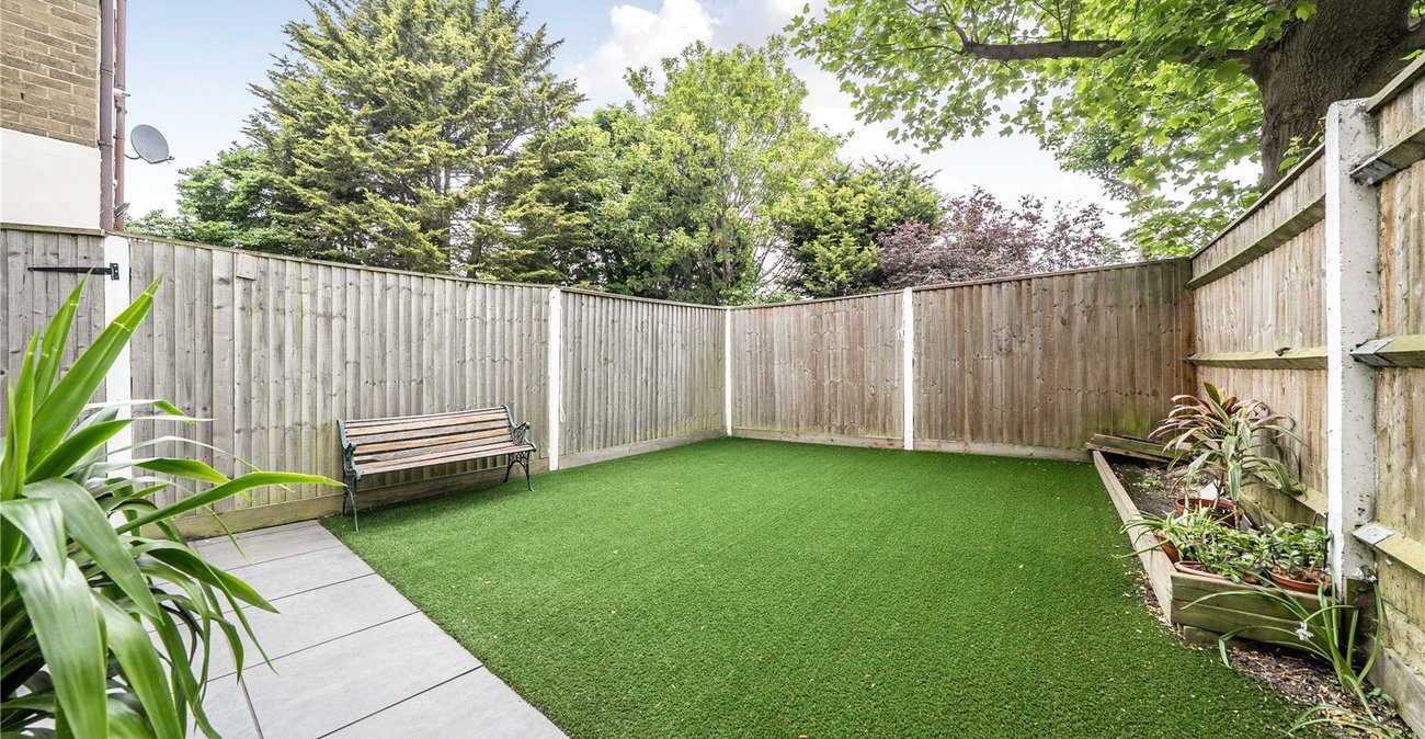 2 bedroom property for sale in College Road | Robinson Jackson