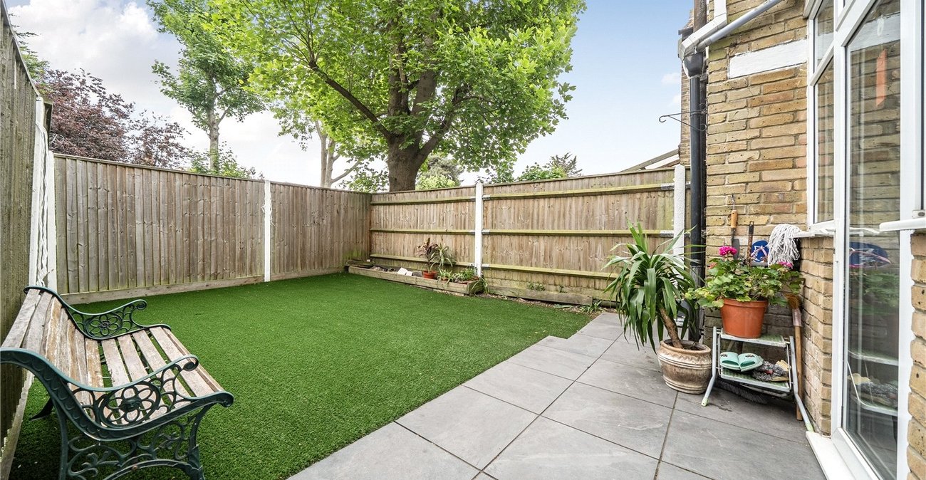 2 bedroom property for sale in College Road | Robinson Jackson