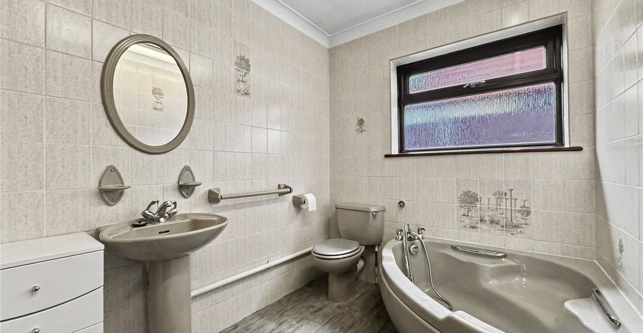 2 bedroom bungalow for sale in Hempstead | Robinson Michael & Jackson