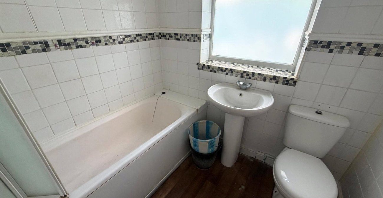 4 bedroom house for sale in Chatham | Robinson Michael & Jackson