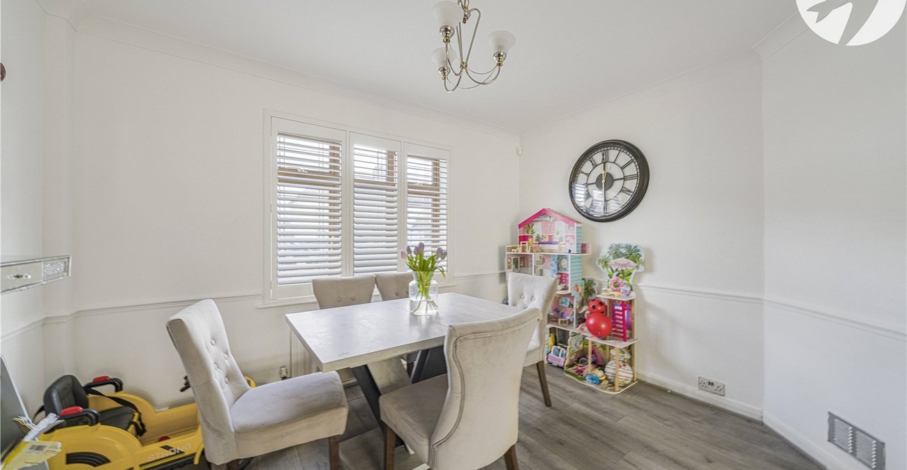 3 bedroom house for sale in Crayford | Robinson Jackson