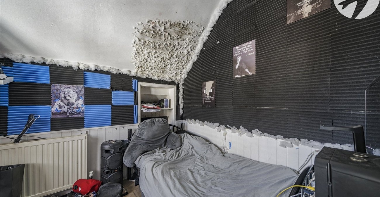 3 bedroom house for sale in Crayford | Robinson Jackson