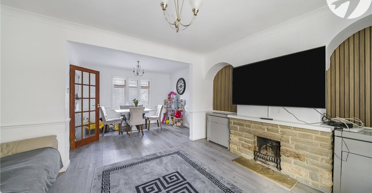 3 bedroom house for sale in Crayford | Robinson Jackson