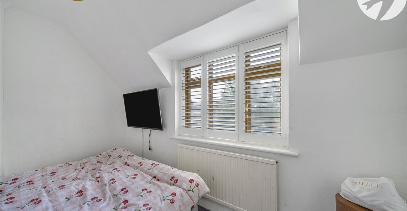 3 bedroom house for sale in Crayford | Robinson Jackson