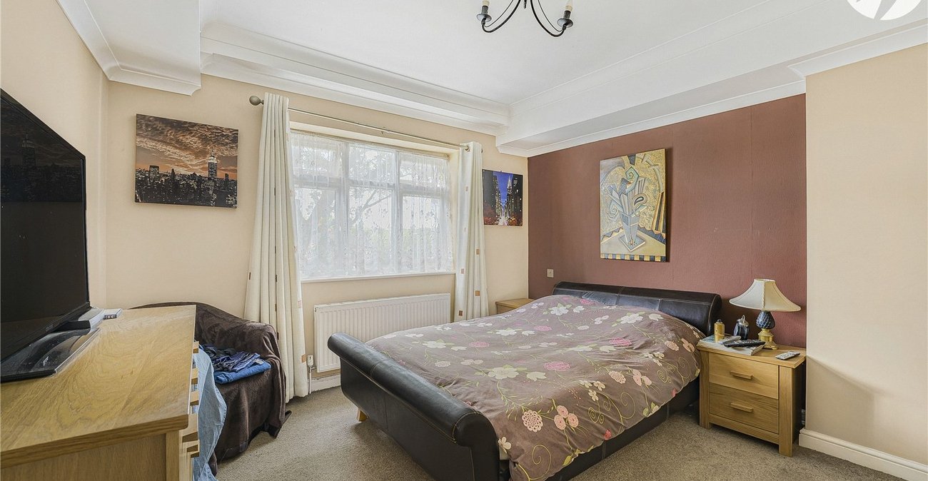 3 bedroom house for sale in Crayford | Robinson Jackson