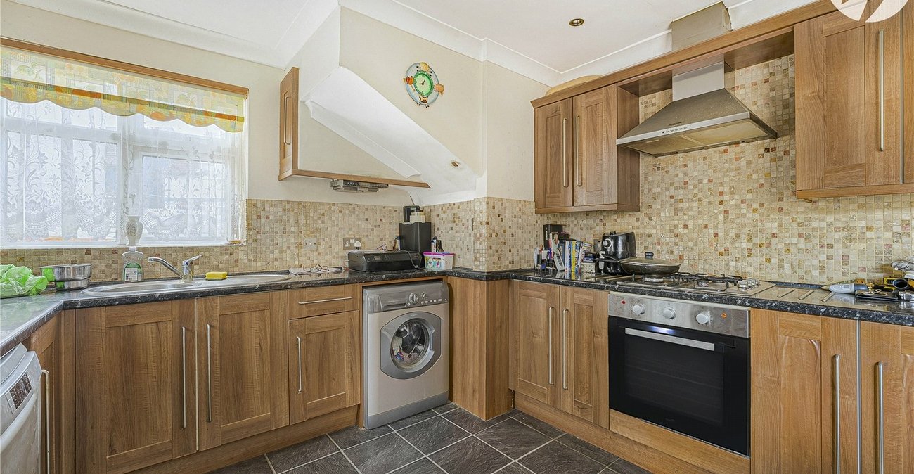 3 bedroom house for sale in Crayford | Robinson Jackson