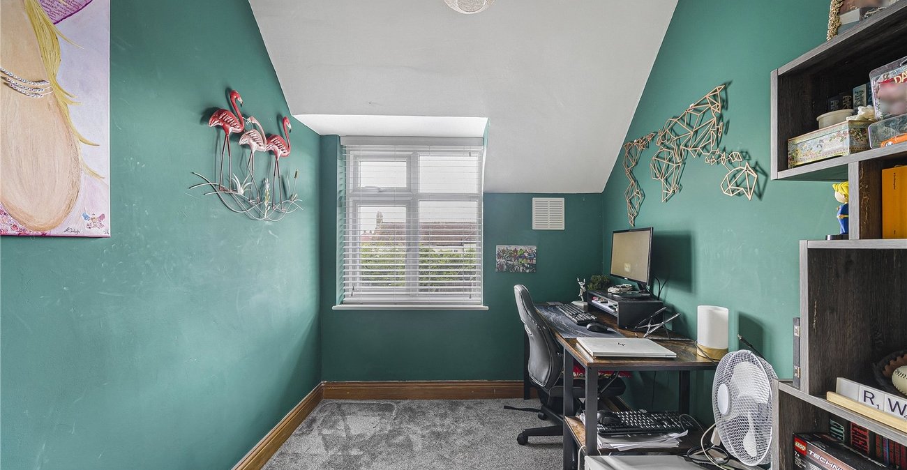 3 bedroom house for sale in Crayford | Robinson Jackson