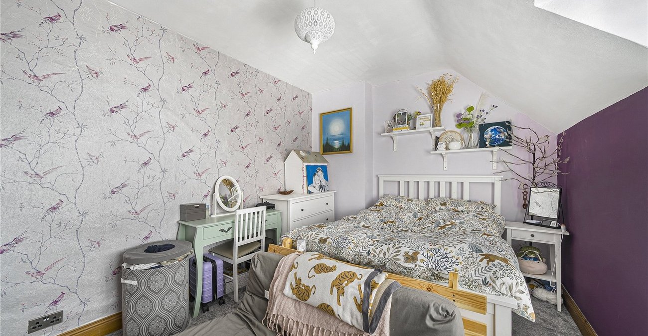 3 bedroom house for sale in Crayford | Robinson Jackson