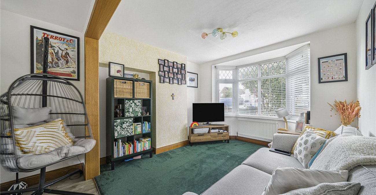 3 bedroom house for sale in Crayford | Robinson Jackson
