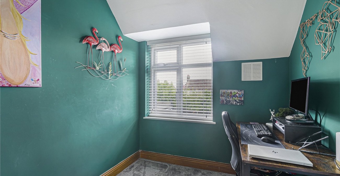 3 bedroom house for sale in Crayford | Robinson Jackson