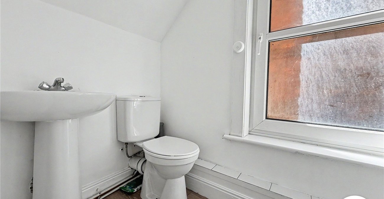 7 bedroom house for sale in Chatham | Robinson Michael & Jackson