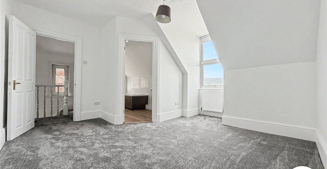 7 bedroom house for sale in Chatham | Robinson Michael & Jackson