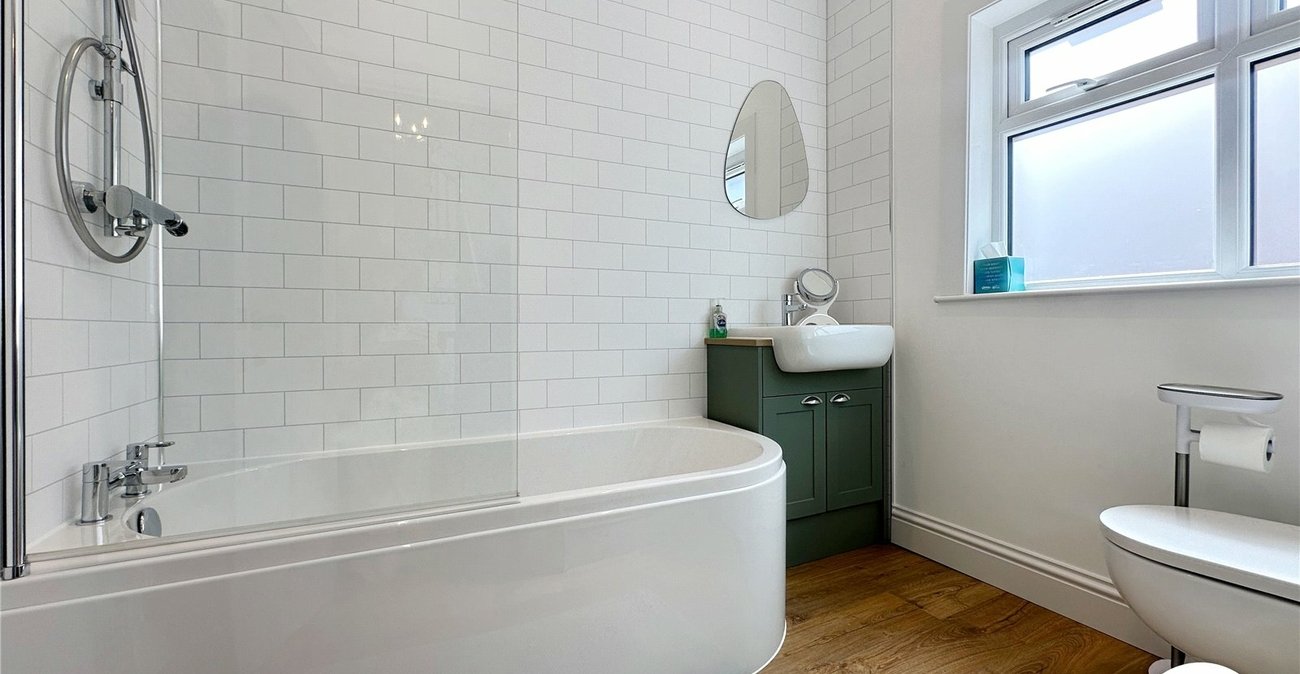 5 bedroom house for sale in Chatham | Robinson Michael & Jackson