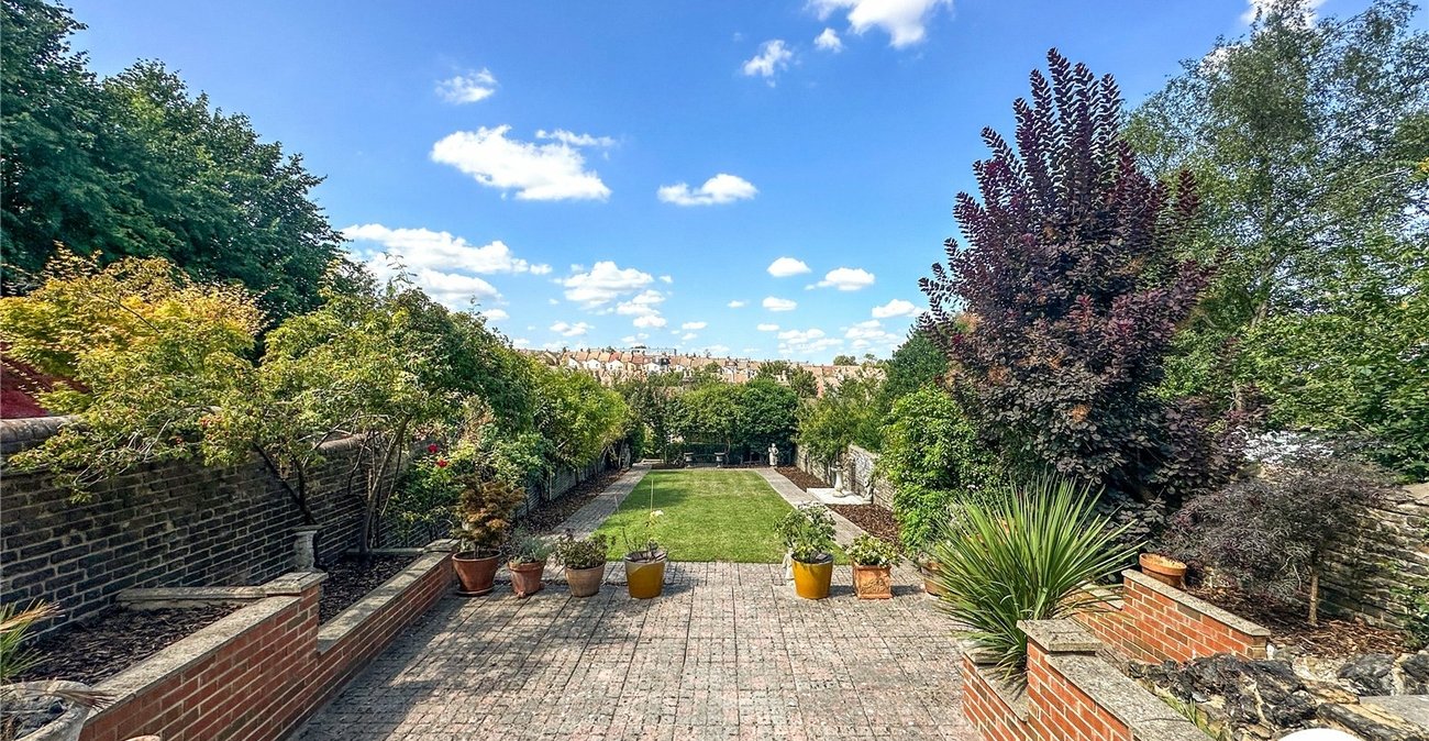 5 bedroom house for sale in Chatham | Robinson Michael & Jackson