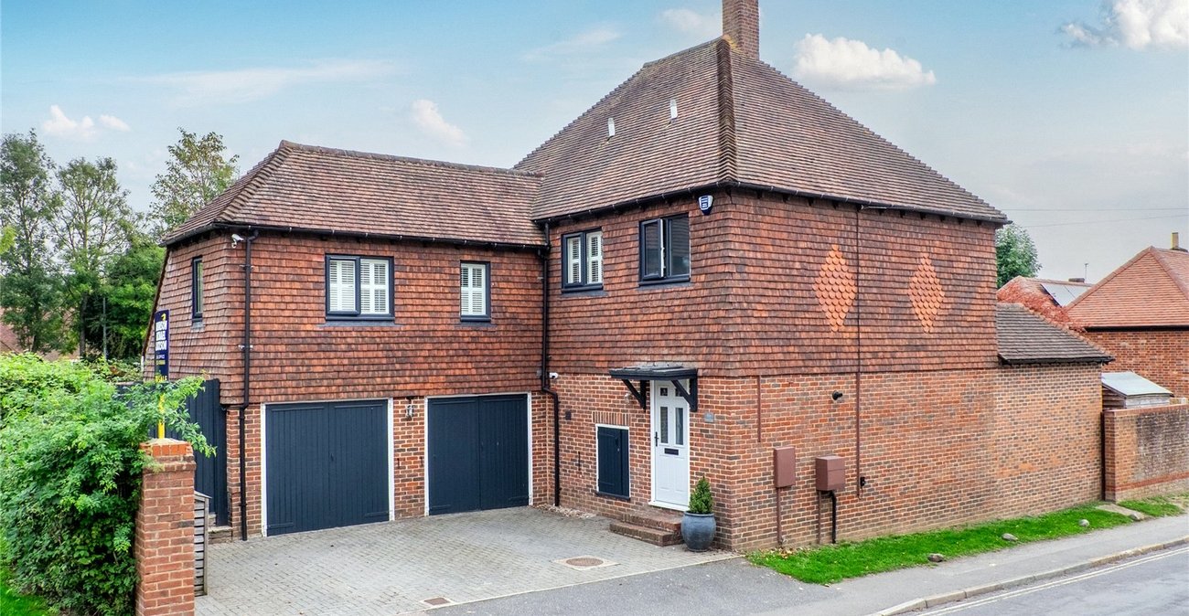 4 bedroom house for sale in Lenham | Robinson Michael & Jackson