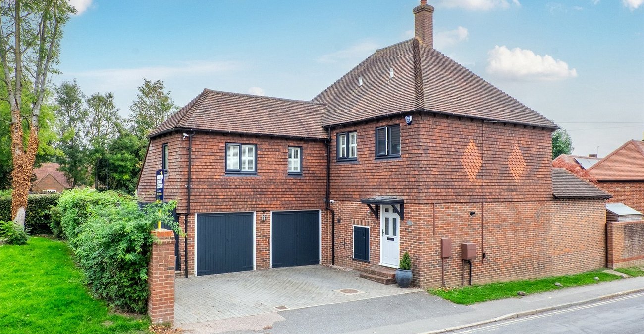 4 bedroom house for sale in Lenham | Robinson Michael & Jackson