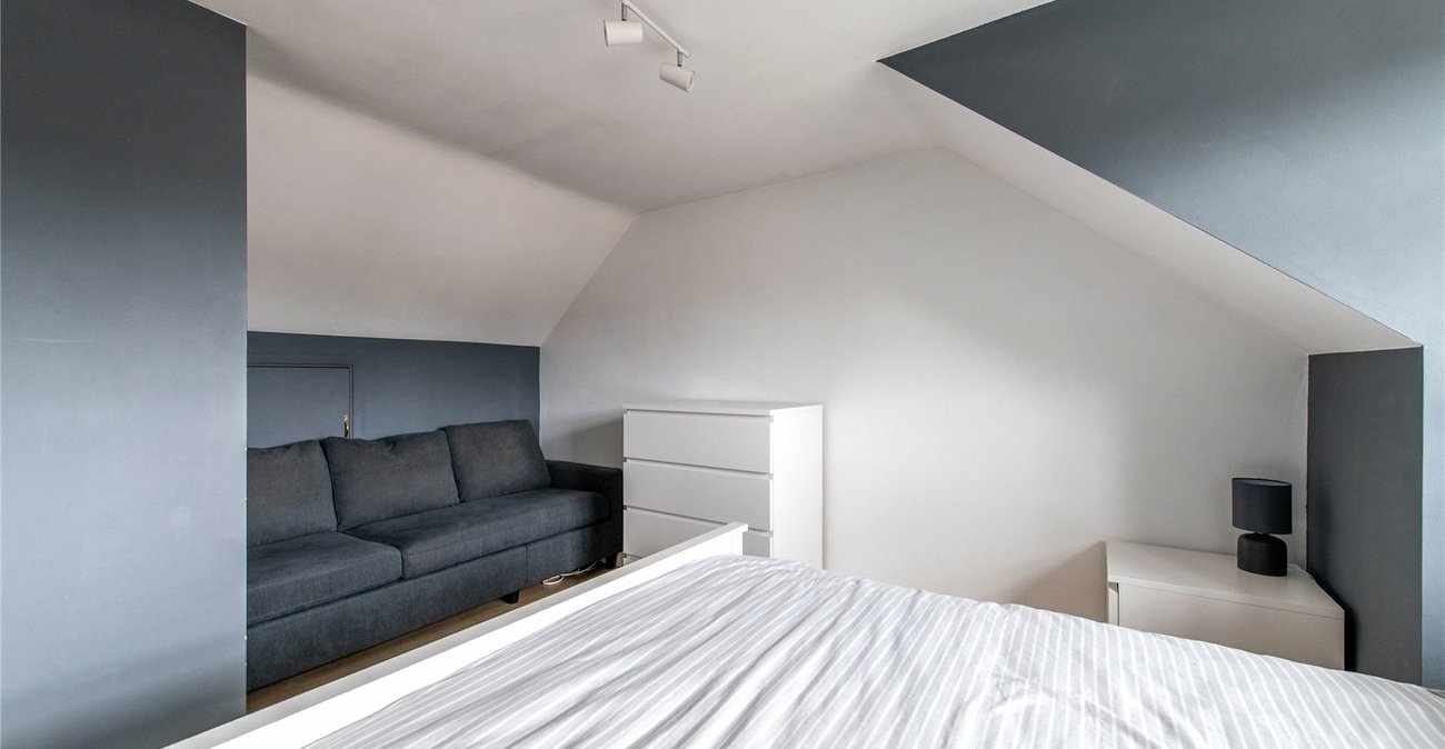 4 bedroom property for sale in Rainham | Robinson Michael & Jackson