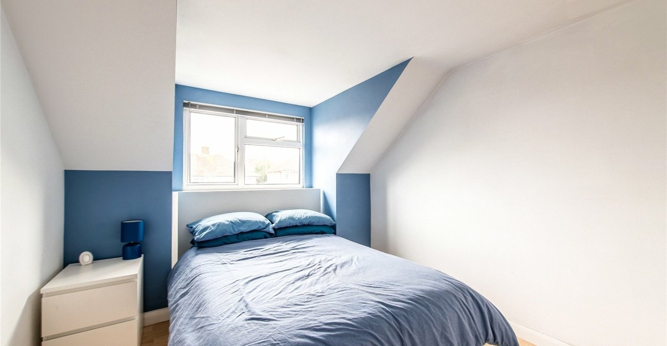 4 bedroom property for sale in Rainham | Robinson Michael & Jackson