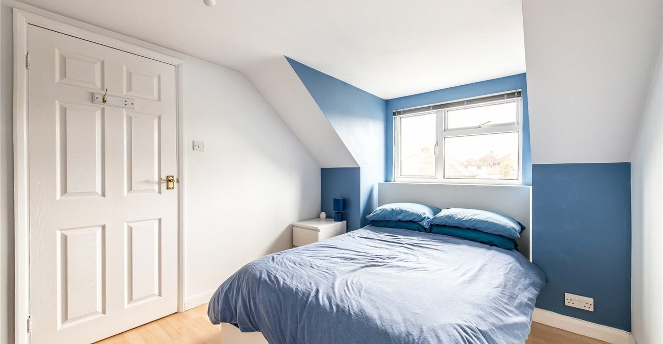 4 bedroom property for sale in Rainham | Robinson Michael & Jackson