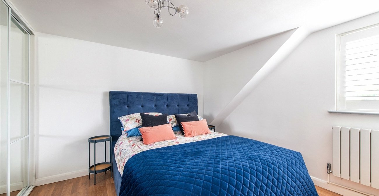 4 bedroom property for sale in Rainham | Robinson Michael & Jackson