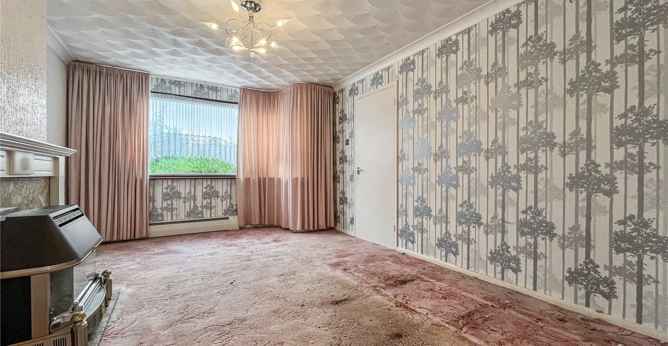 3 bedroom house for sale in Rainham | Robinson Michael & Jackson