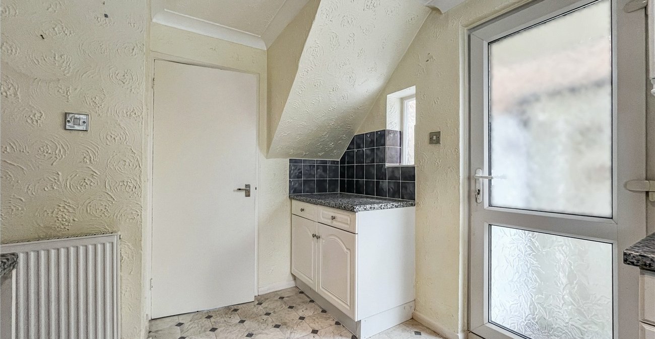 3 bedroom house for sale in Rainham | Robinson Michael & Jackson