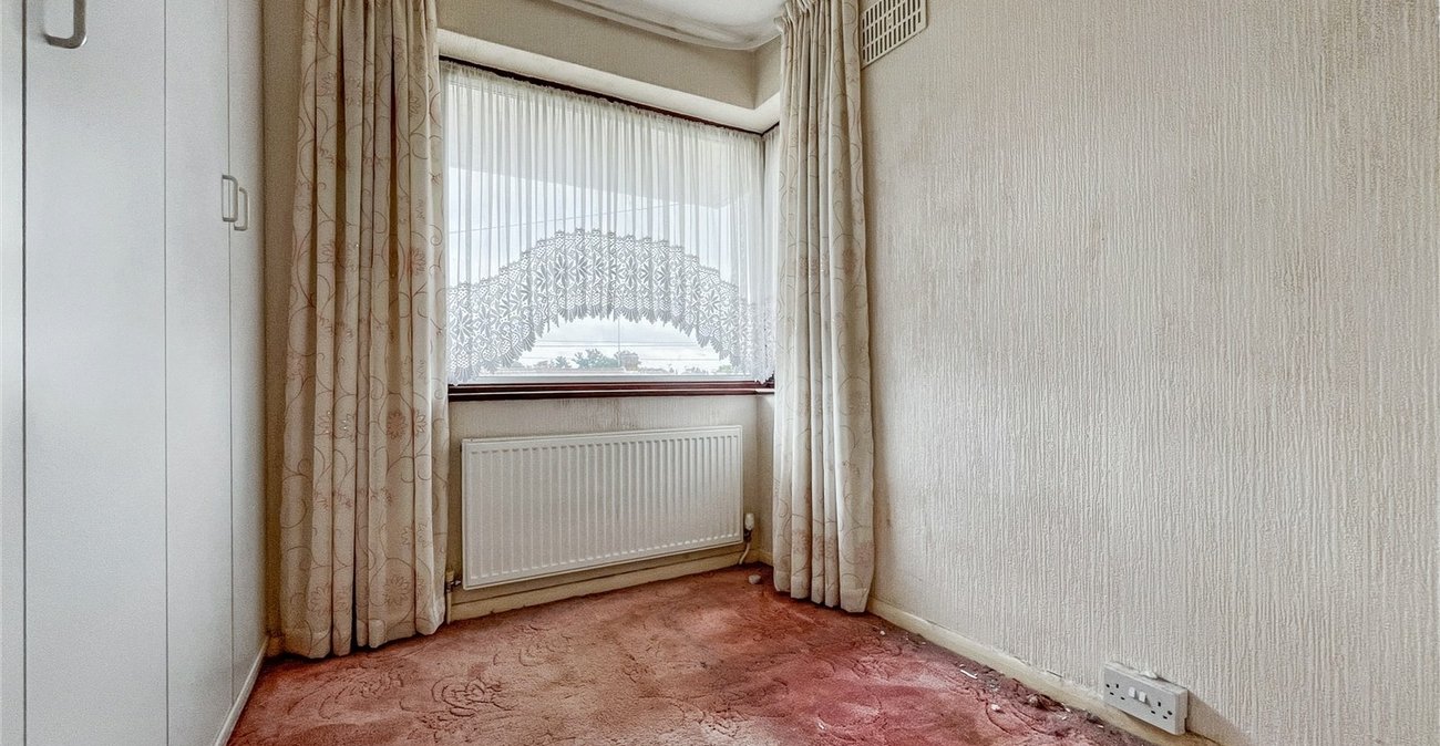 3 bedroom house for sale in Rainham | Robinson Michael & Jackson