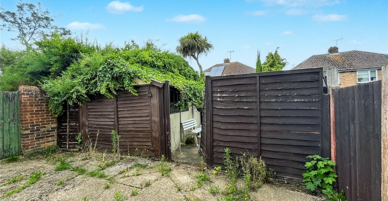 3 bedroom house for sale in Rainham | Robinson Michael & Jackson