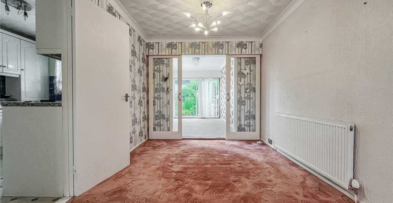 3 bedroom house for sale in Rainham | Robinson Michael & Jackson