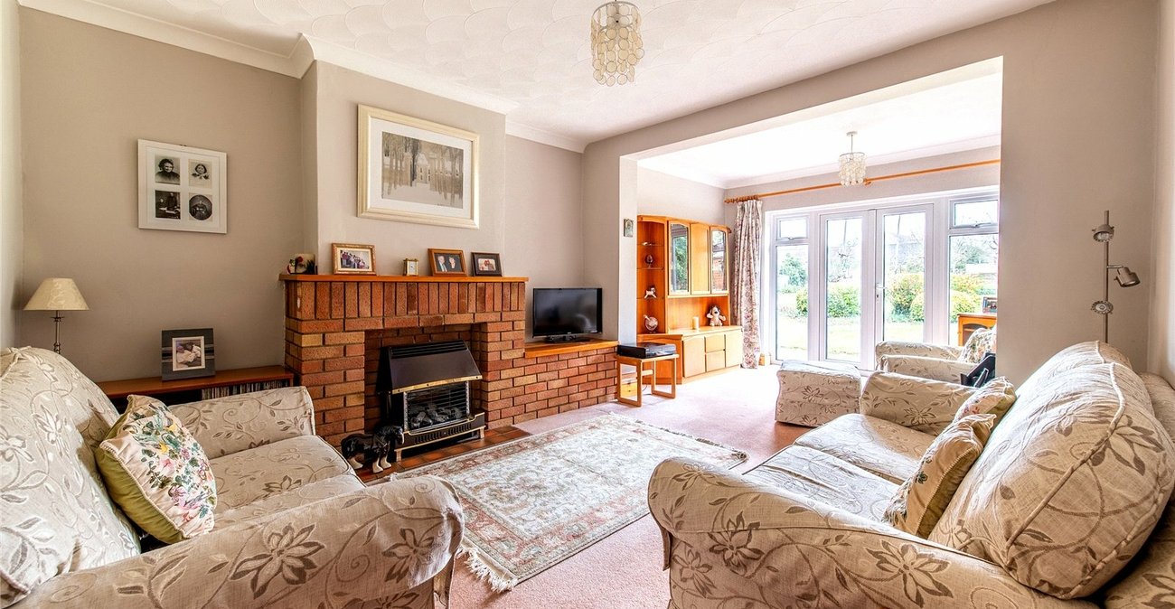 4 bedroom house for sale in Rainham | Robinson Michael & Jackson