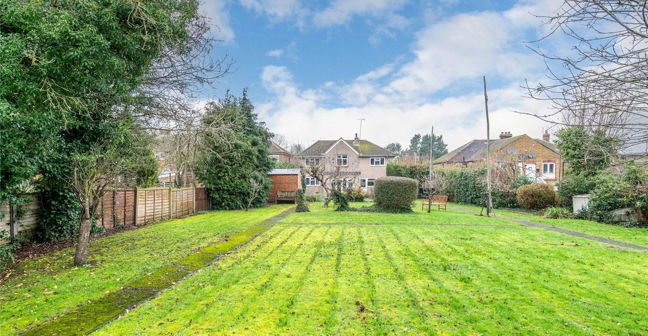 4 bedroom house for sale in Rainham | Robinson Michael & Jackson