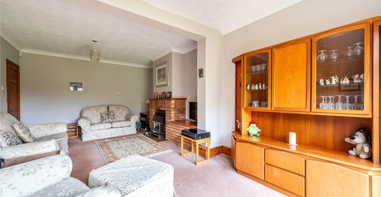 4 bedroom house for sale in Rainham | Robinson Michael & Jackson