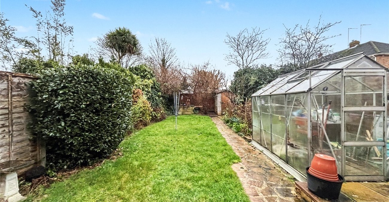 3 bedroom house for sale in Rainham | Robinson Michael & Jackson