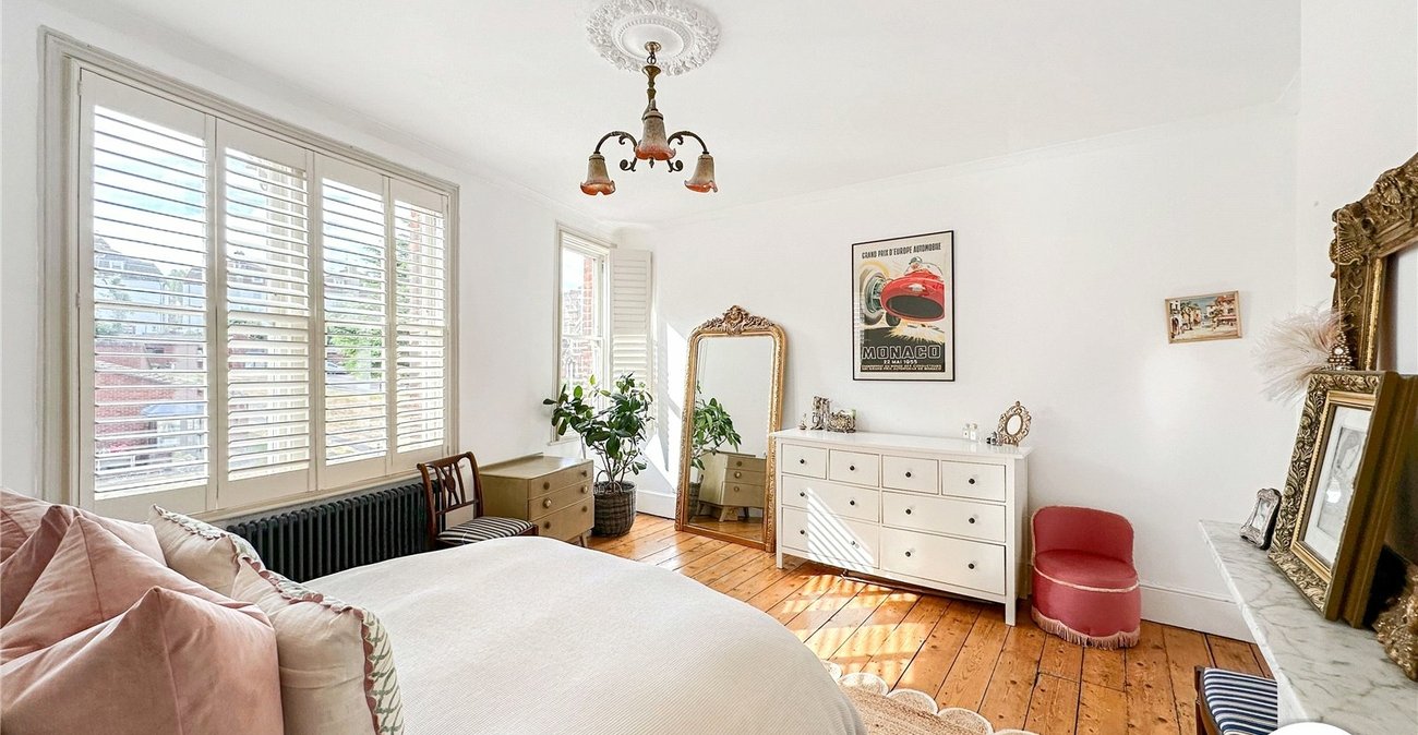 5 bedroom house for sale in Rochester | Robinson Michael & Jackson