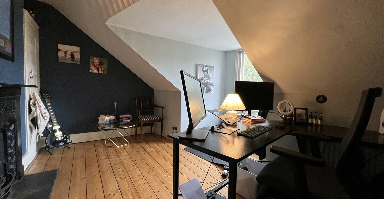 5 bedroom house for sale in Rochester | Robinson Michael & Jackson