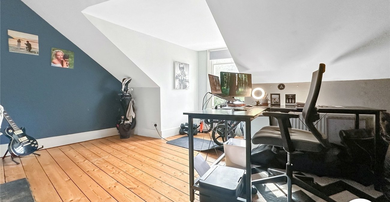 5 bedroom house for sale in Rochester | Robinson Michael & Jackson