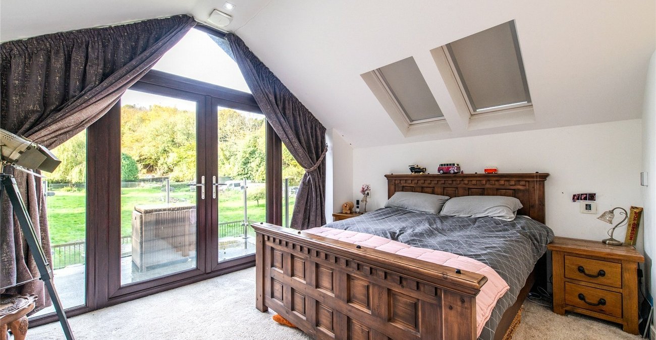 5 bedroom house for sale in Rochester | Robinson Michael & Jackson