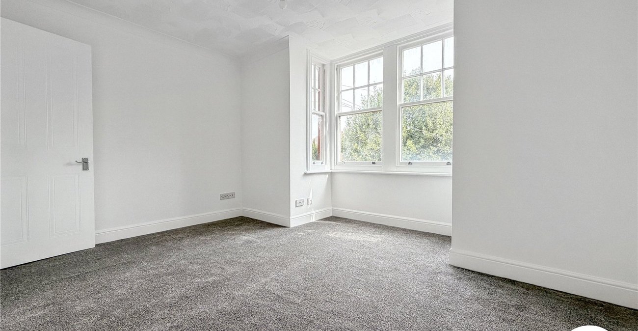 2 bedroom property for sale in Rochester | Robinson Michael & Jackson