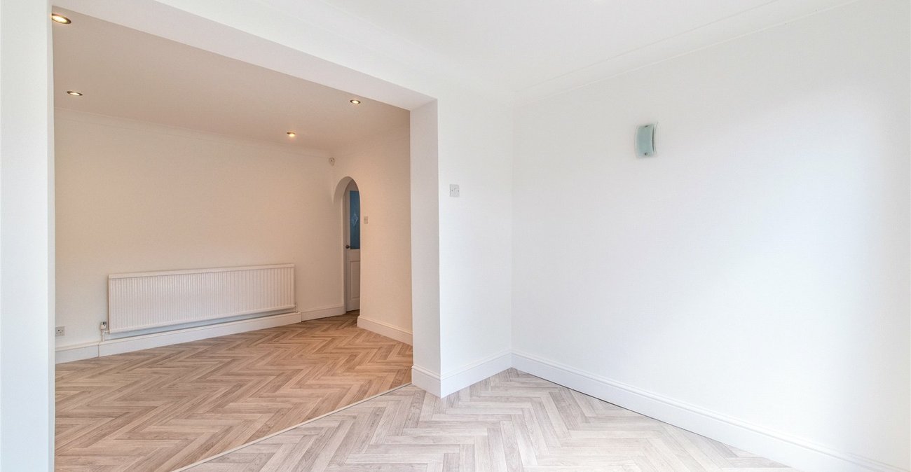 3 bedroom house for sale in Wigmore | Robinson Michael & Jackson