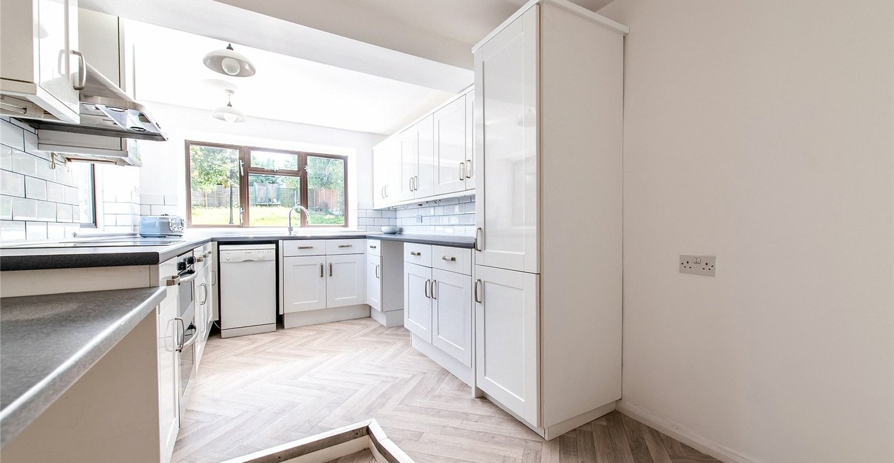 3 bedroom house for sale in Wigmore | Robinson Michael & Jackson