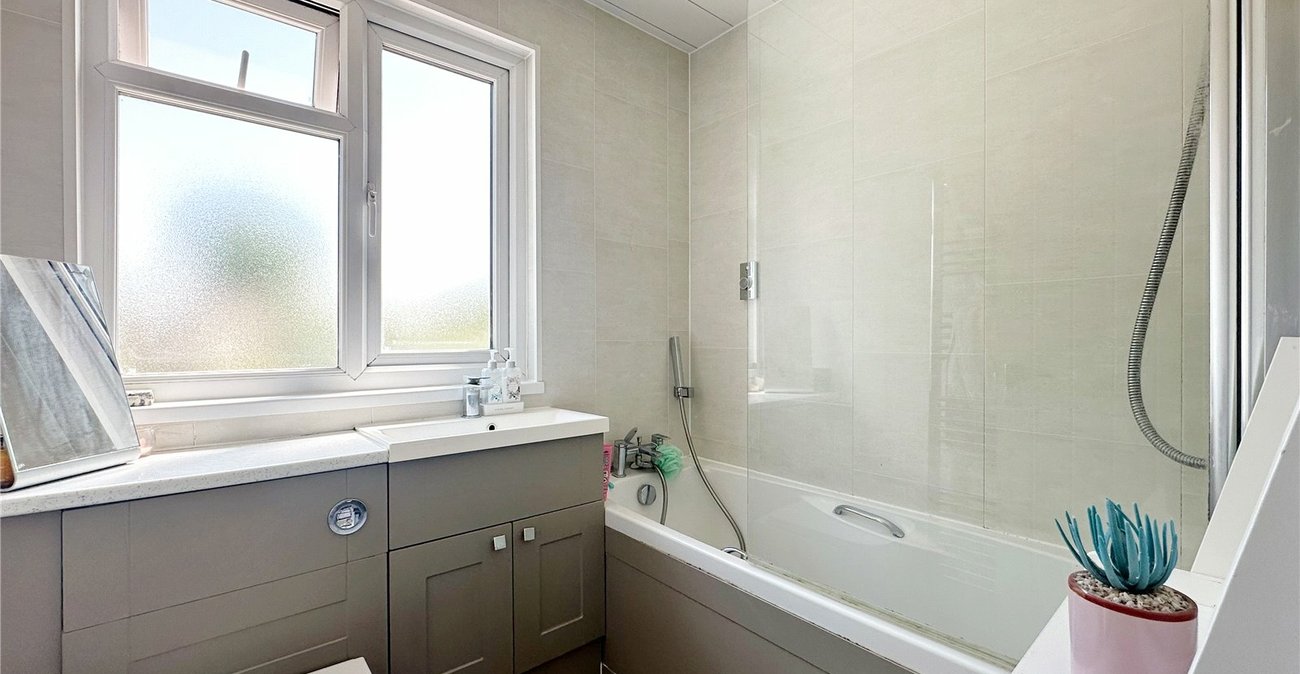 3 bedroom bungalow for sale in Wigmore | Robinson Michael & Jackson