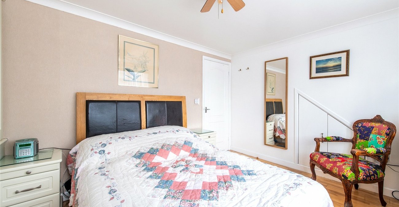 4 bedroom bungalow for sale in Wigmore | Robinson Michael & Jackson