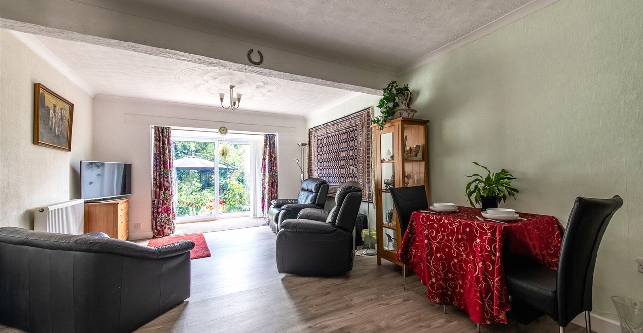 4 bedroom bungalow for sale in Wigmore | Robinson Michael & Jackson