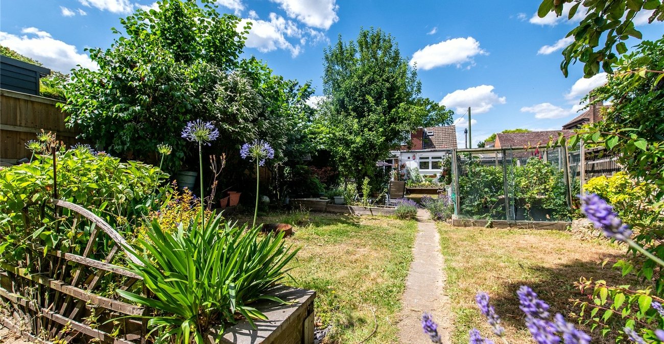 4 bedroom bungalow for sale in Wigmore | Robinson Michael & Jackson