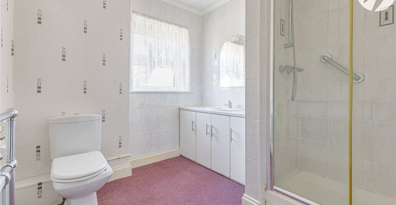 2 bedroom house for sale in Crockenhill | Robinson Jackson