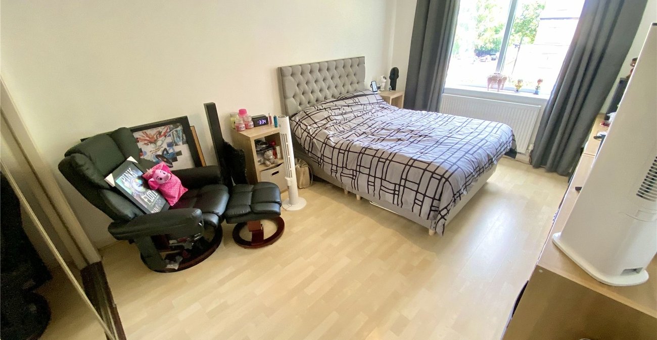 2 bedroom property for sale in Sidcup | Robinson Jackson