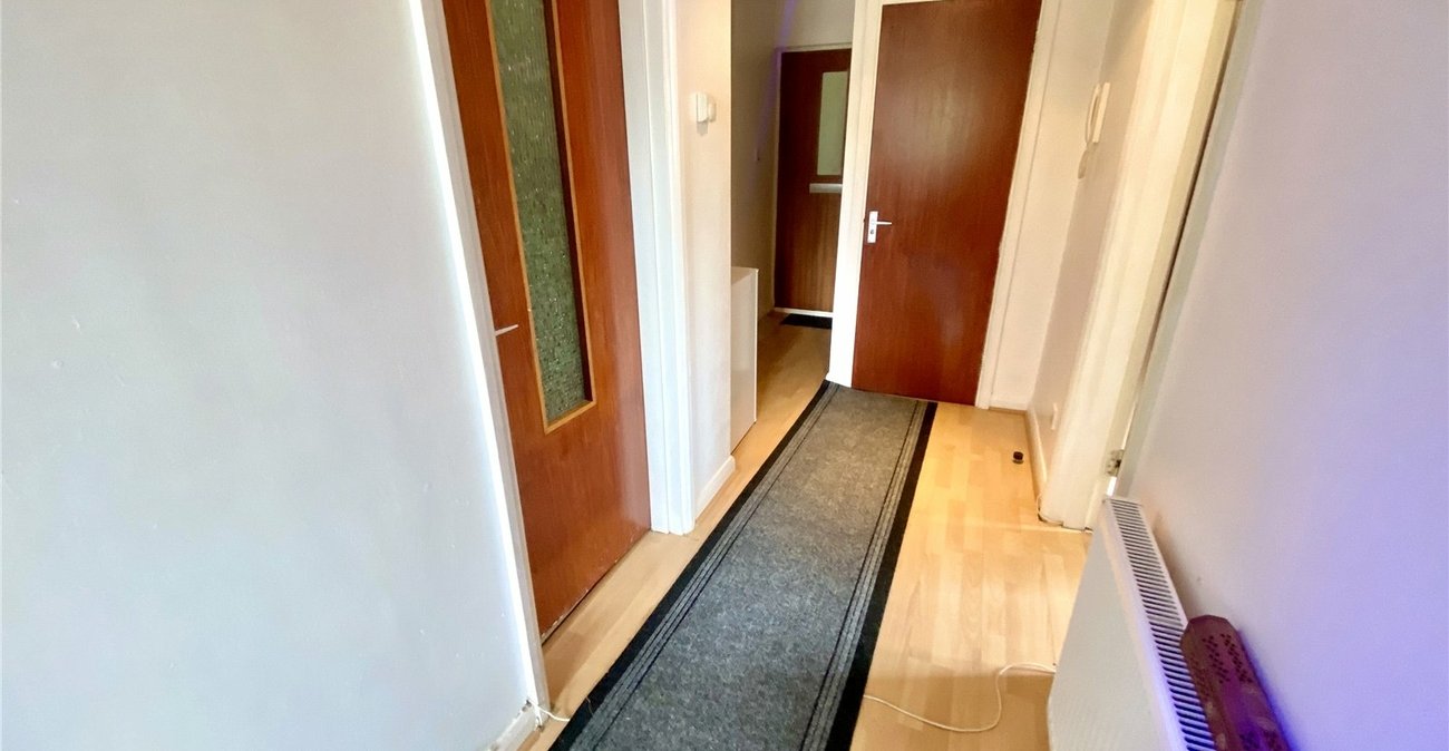 2 bedroom property for sale in Sidcup | Robinson Jackson