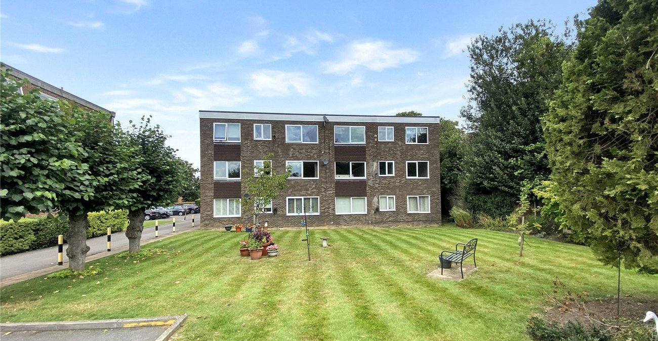 2 bedroom property for sale in Sidcup | Robinson Jackson