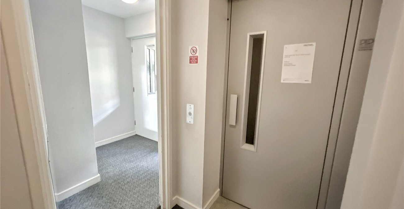 2 bedroom property for sale in Sidcup | Robinson Jackson